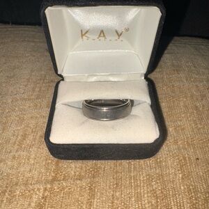 Kay Jewelers titanium Men's wedding Band size 10